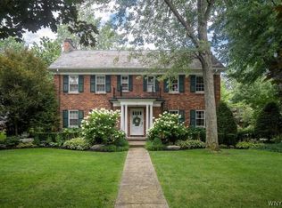 151 Ruskin Rd, Amherst, NY 14226