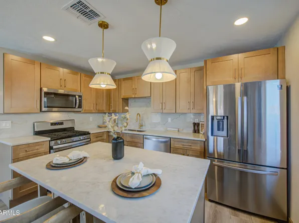 3823 W ROSE Lane, Phoenix, AZ 85019
