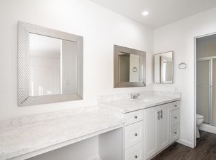17492 Duello Ln, Huntington Beach, CA 92647