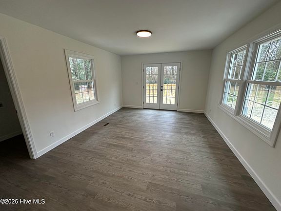 4th image of 11140 Barnes Bridge Road