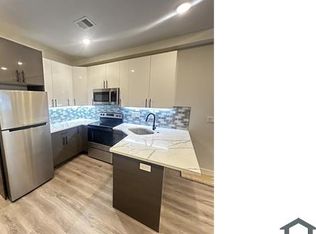 713 N 42nd St, Philadelphia, PA 19104