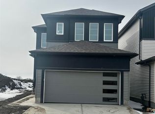 2012 210th St NW, Edmonton, AB T6M 2M7