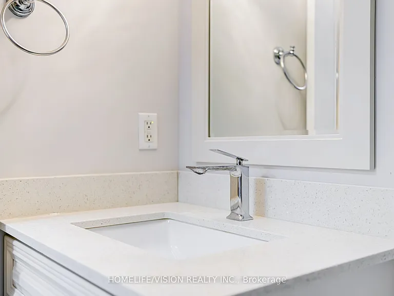 7 N Park Rd #1802 — Photo 27