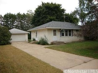 11621 Gladiola St NW, Coon Rapids, MN 55433