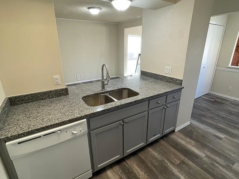 4740 Tumbleweed Ave — Photo 7