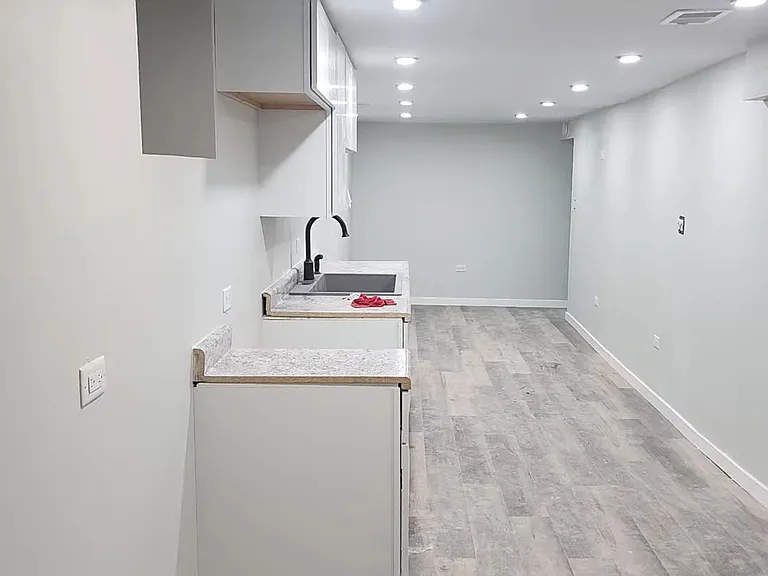 4824 Olcott Ave — Photo 1