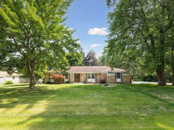 253 Ardelean Dr, Owosso, MI 48867