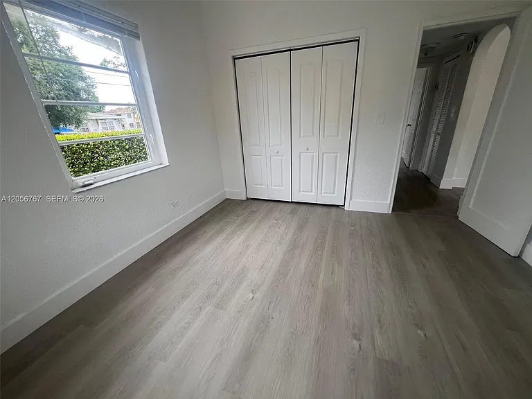 1326 SW 6th St #10 — Photo 15