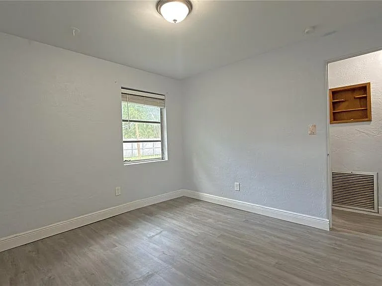 126 Palm Dr — Photo 19