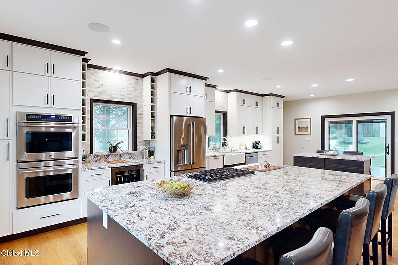 4th image of 447 Krumkill Road