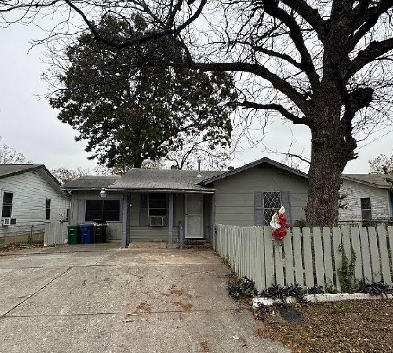 1st image of 2002 AMERADA ST