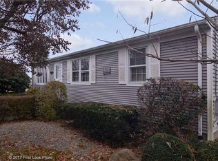 98 Hopeworth Ave, Bristol, RI 02809
