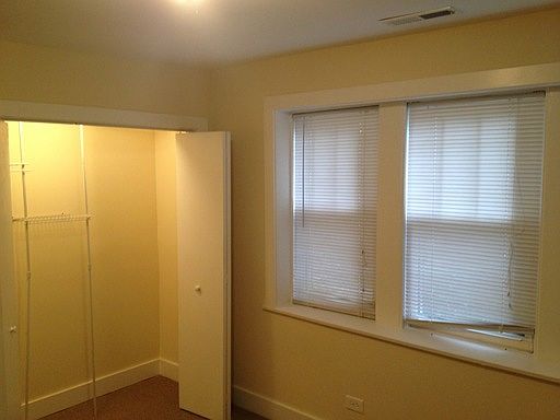 5th image of 4954 N St Louis Ave APT Garden