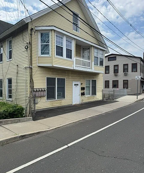 265 East Ave #1 — Photo 1