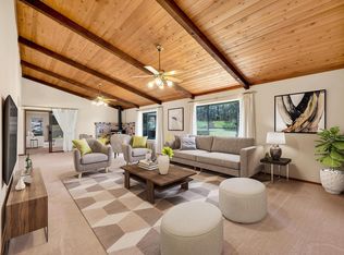 6733 Henburn Ln, Auburn, CA 95602