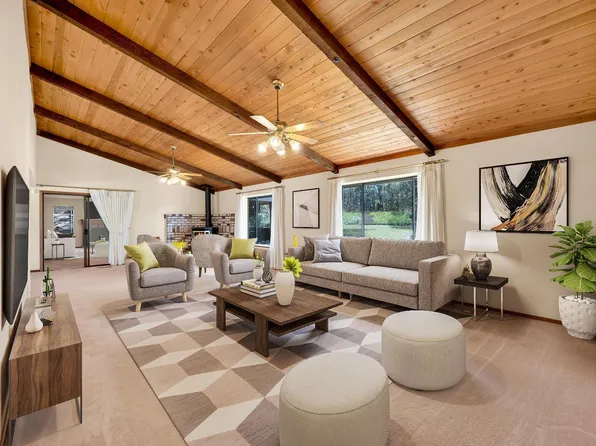 6733 Henburn Ln, Auburn, CA 95602