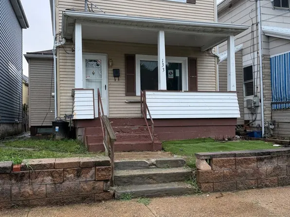 133 Franklin Ave, Vandergrift, PA 15690