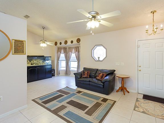 5th image of 965 Gascony Ct