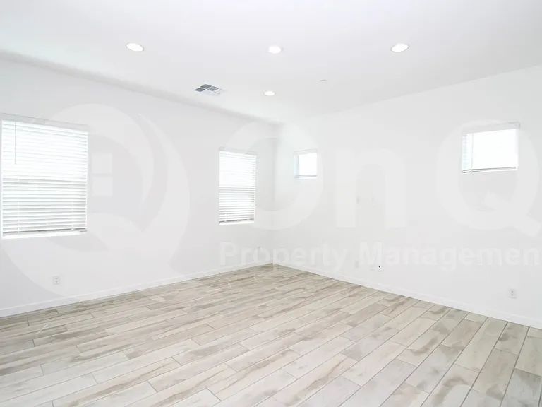 3863 E Bartlett Way — Photo 3