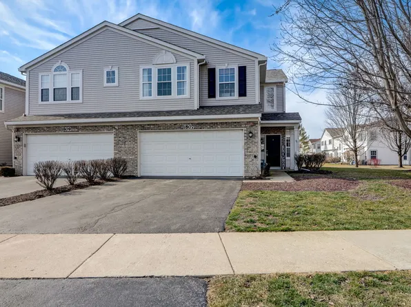1807 Candlelight Cir, Montgomery, IL 60538