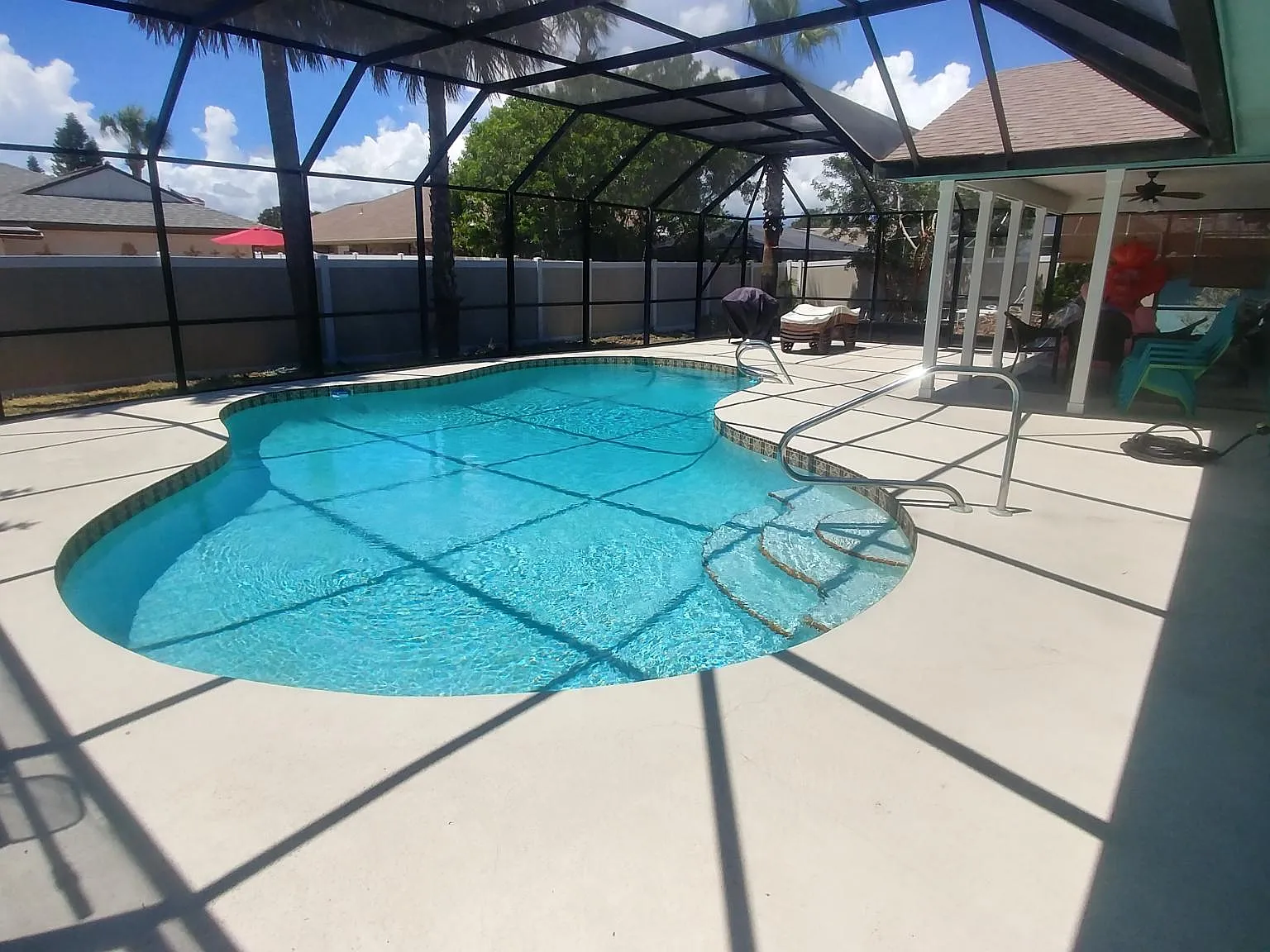 47 Sea Island Dr N — Photo 2