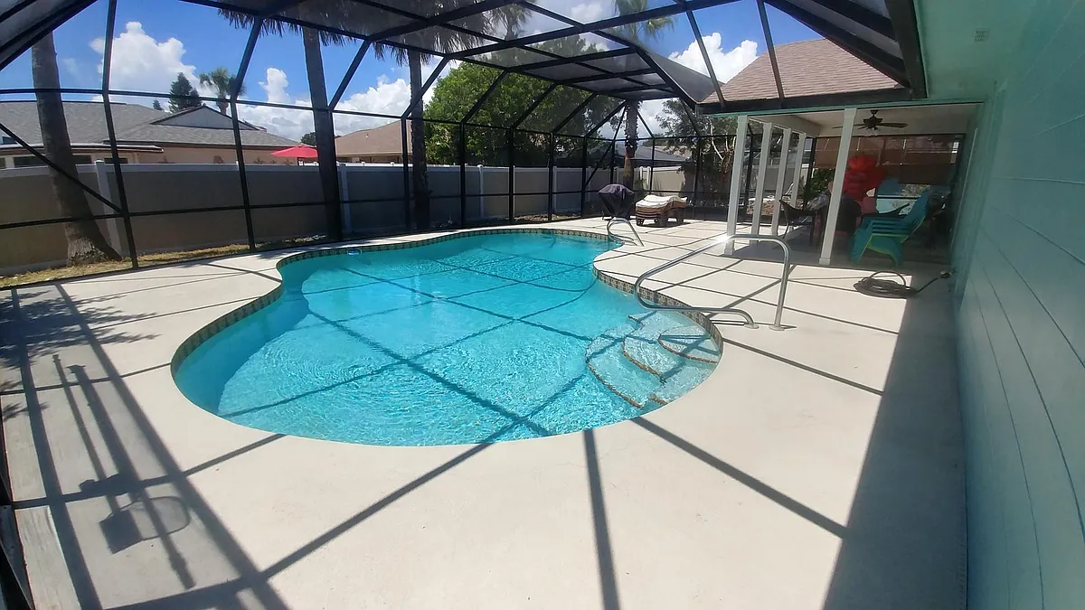 Pool - 47 Sea Island Dr N