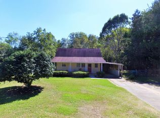 5377 Blue Springs Rd, Marianna, FL 32446