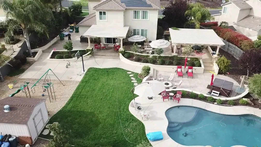 5343 Brentford Way photo 1