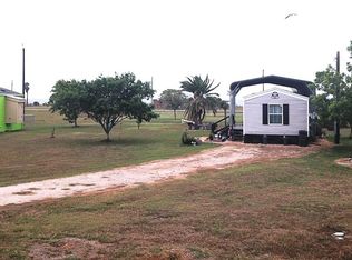 61 N Quailrun Ave, Port Lavaca, TX 77979