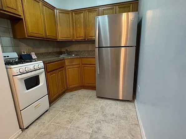 41-31 51st St APT 6M, Woodside, NY 11377