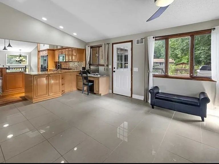 442 Wildwood Rd — Photo 26