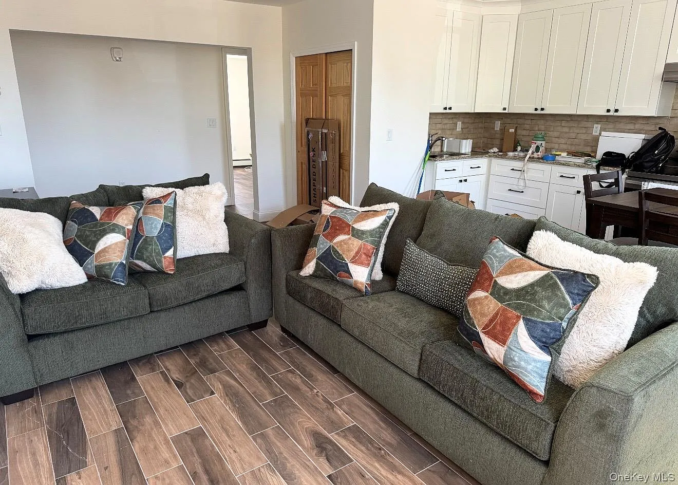 1 bed, 1.0 bath, 900 sqft, $3,000 — Photo 2
