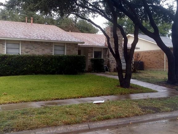 2nd image of 4909 Crawford Dr