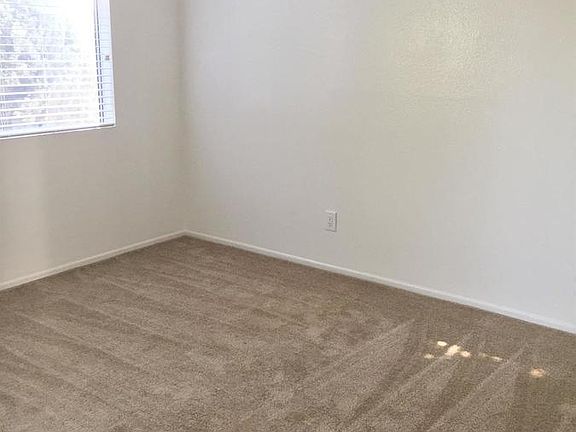 5th image of 13634 Doty Ave APT 11
