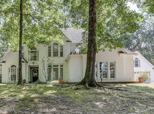 2284 Fogg Rd, Nesbit, MS 38651