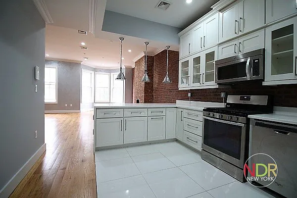 Rented by Next Door Realty NYC | media 23
