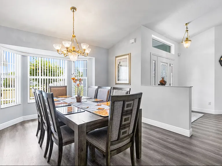 10360 SW 48th Ave — Photo 11