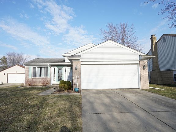 2nd image of 1577 Brookview Dr