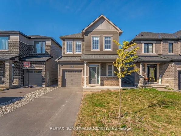 140 Shallow Pond Pl N, Ottawa, ON K4A 5N9