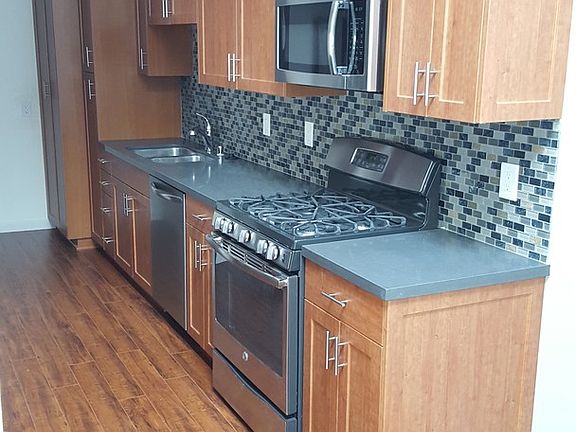 2nd image of 1455 Missouri St APT 6