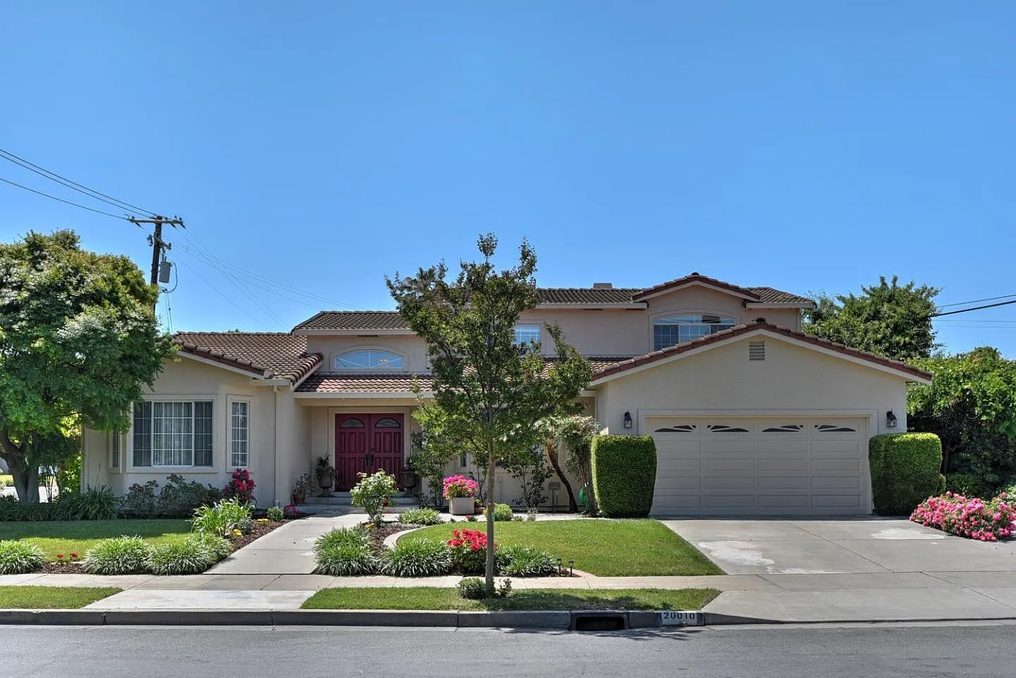 20010 Pacifica Dr photo 1
