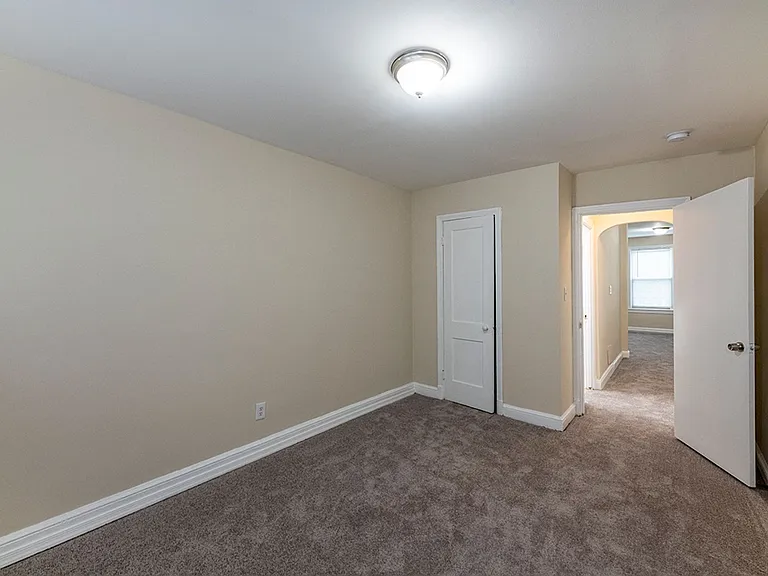 351 Parkland Pl SE — Photo 9