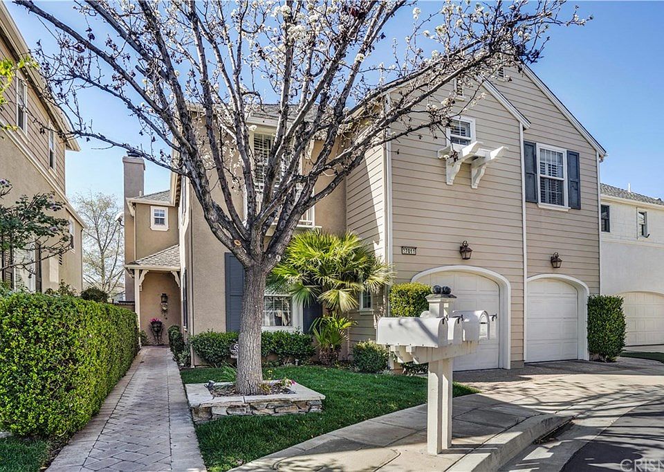 1st image of 27011 Waterside Ct