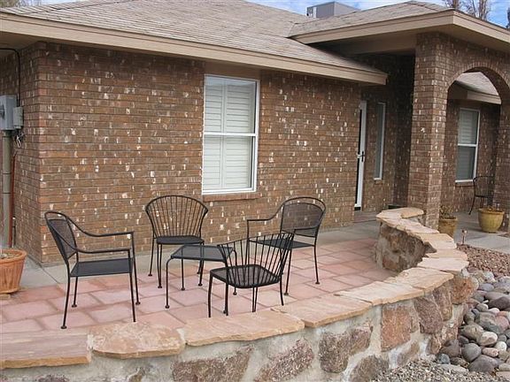 4th image of 373 Eagle Dr