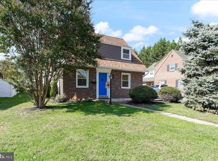 869 Wyndom Ter, Secane, PA 19018