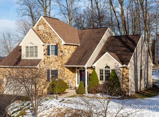 809 Sycamore Rd, Mohnton, PA 19540