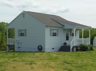 26921 Bell Rd, Amelia Court House, VA 23002