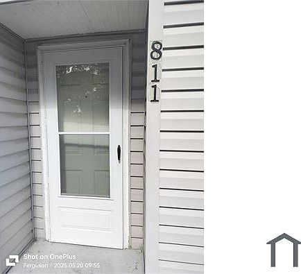 3rd image of 811 Arline Ave
