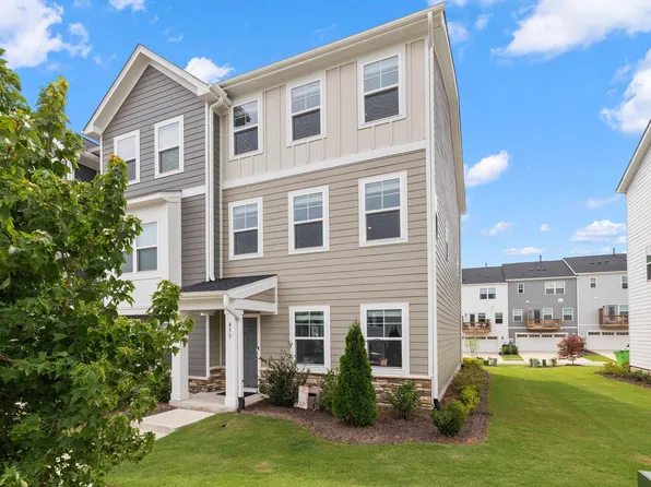 455 Deercroft Dr, Apex, NC 27539