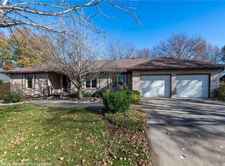 611 S Rochelle Ct, Rogers, AR 72758